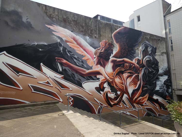 Ange graffeuse