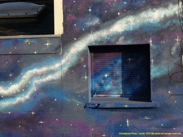 Fillette et étoiles