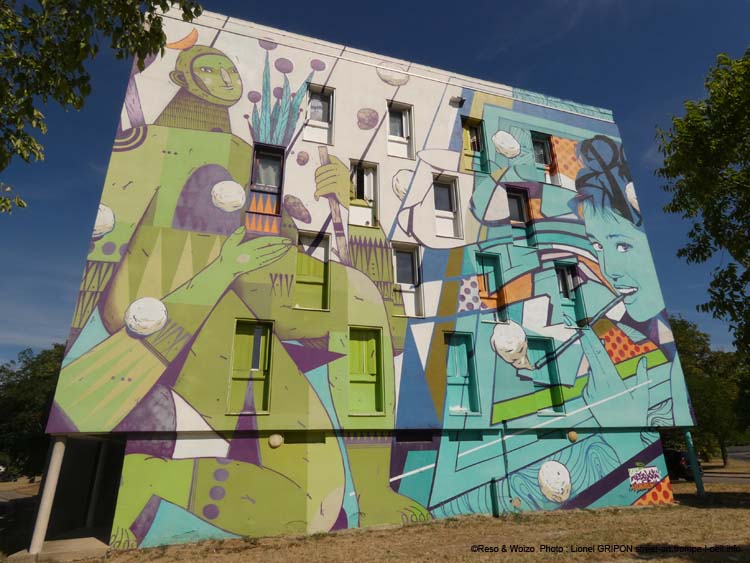 Hepburn et personnage vert