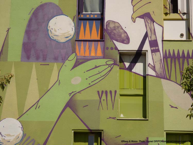 Hepburn et personnage vert