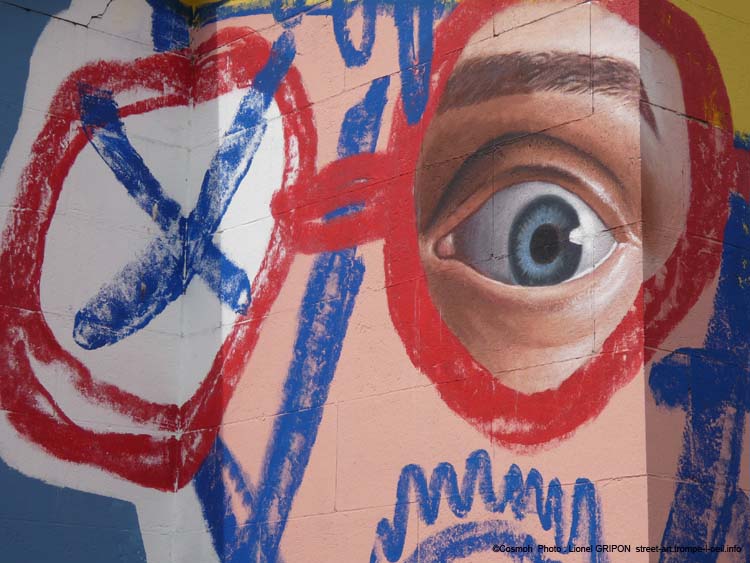 Graffeur allongé