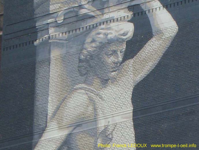 005 – Liberté