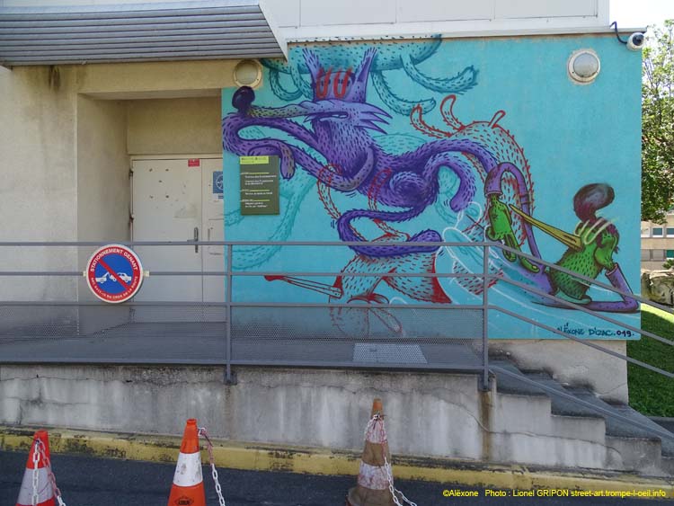 Au coin de la rue