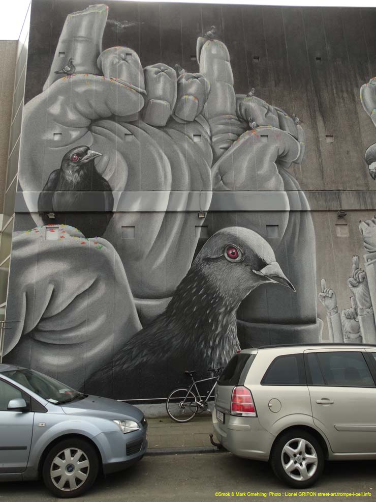 Mains et pigeons