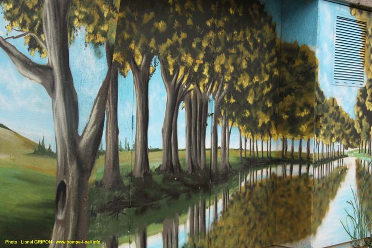 Canal arboré