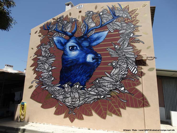 Le cerf bleu