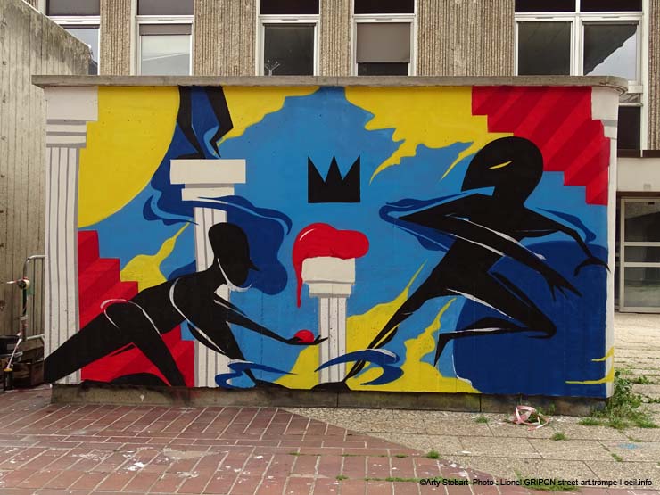 Caps Attack38 – Silhouettes