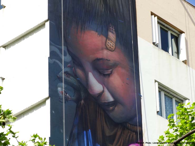Jeune graffeuse