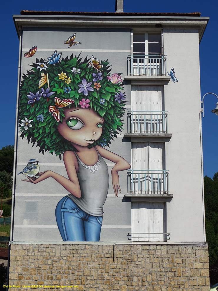 Pin-up et papillons