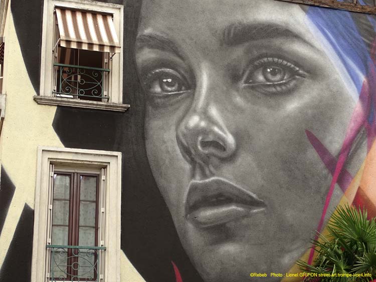 Femme songeuse-02