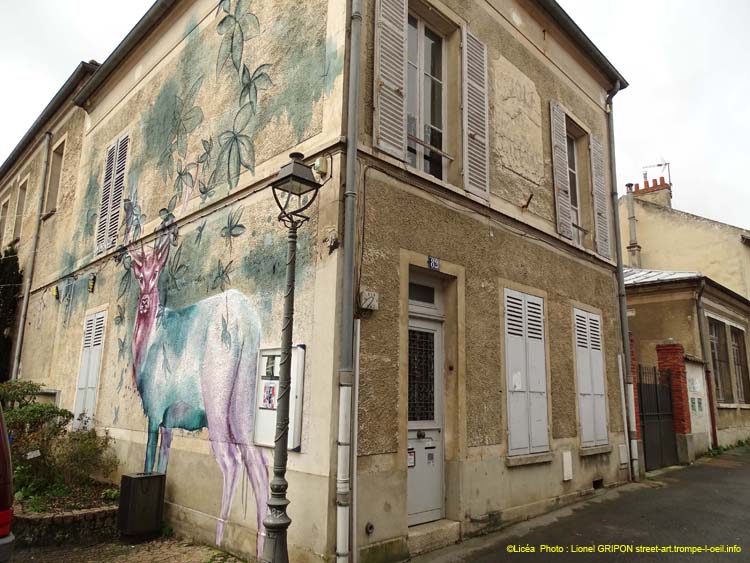 Le cerf et la vigne