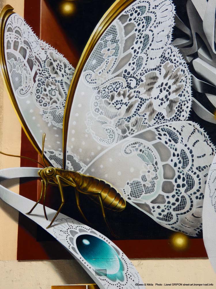 Papillon en dentelle