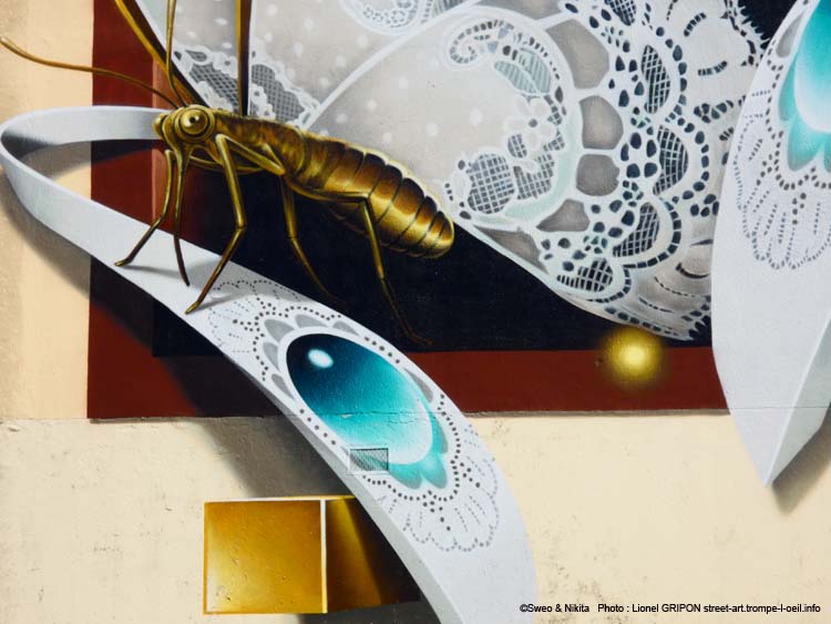 Papillon en dentelle