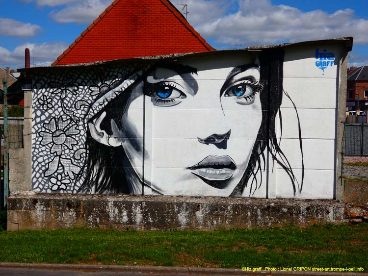 Belle aux yeux bleus