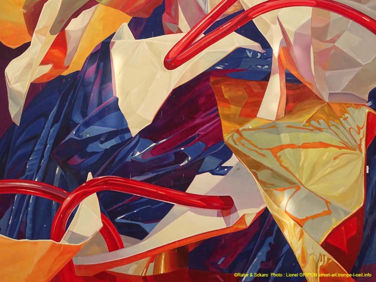 De plastique habillée