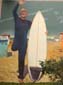 Surfeur unijambiste