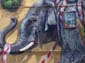 Éléphant suspendu