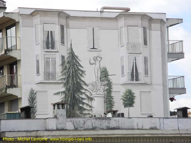 Façade