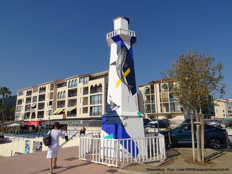 Phare en bois-01