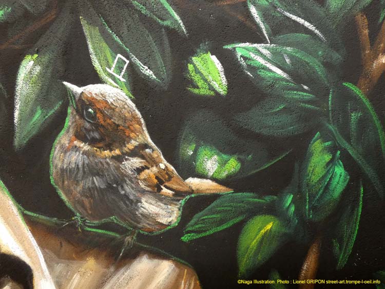 Noyée dans la verdure