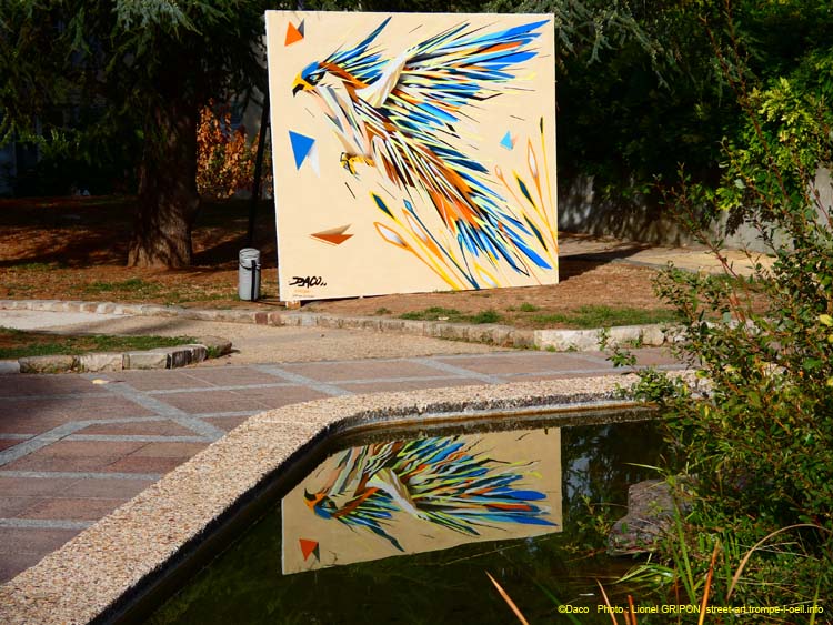 Oiseau en vol