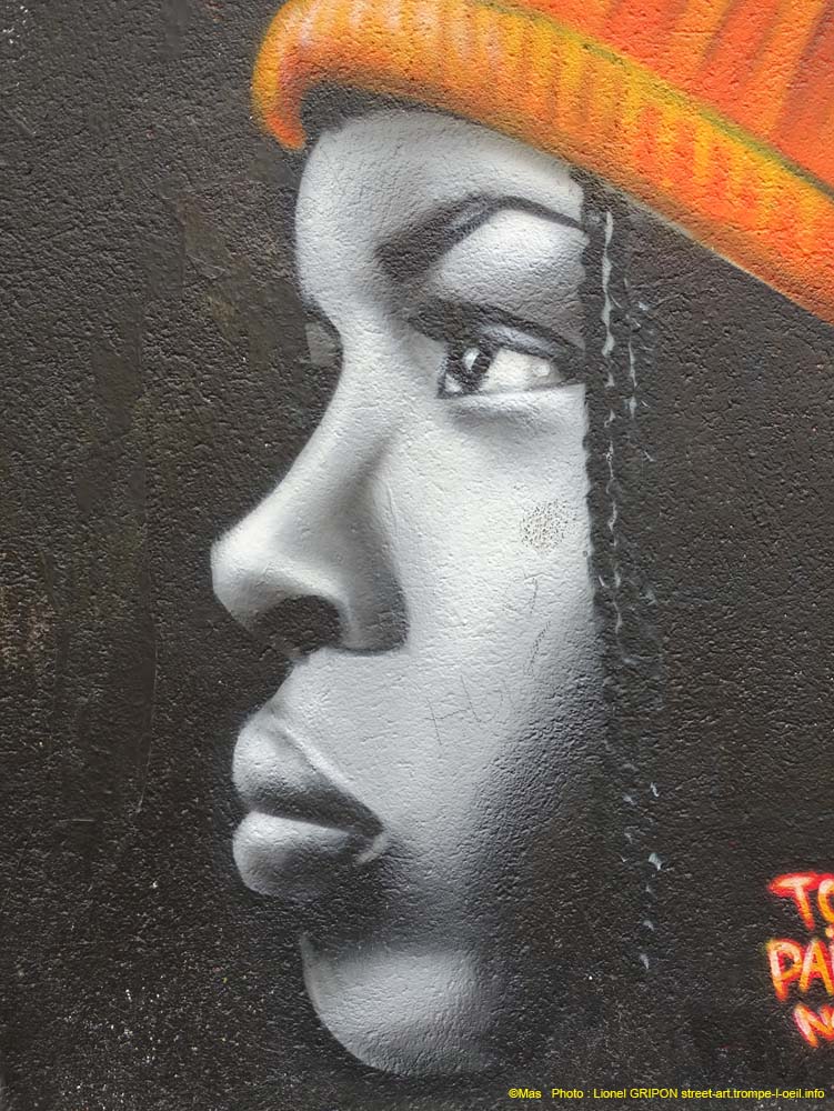 Bonnet orange