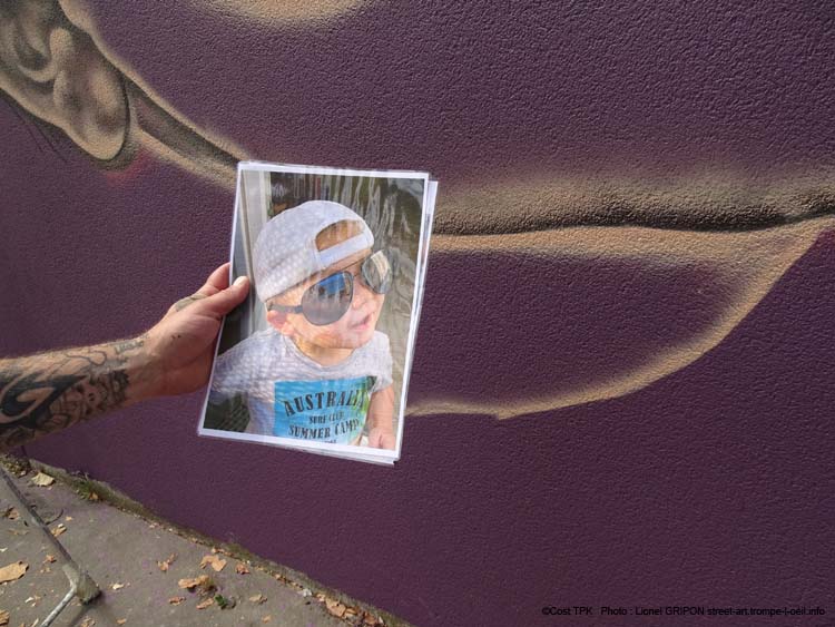 Petit garçon souriant