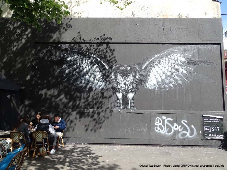 Le mur-137 TwoSeven