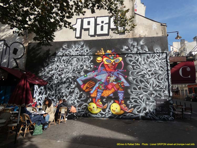 Le mur-180 Enivo et Silks