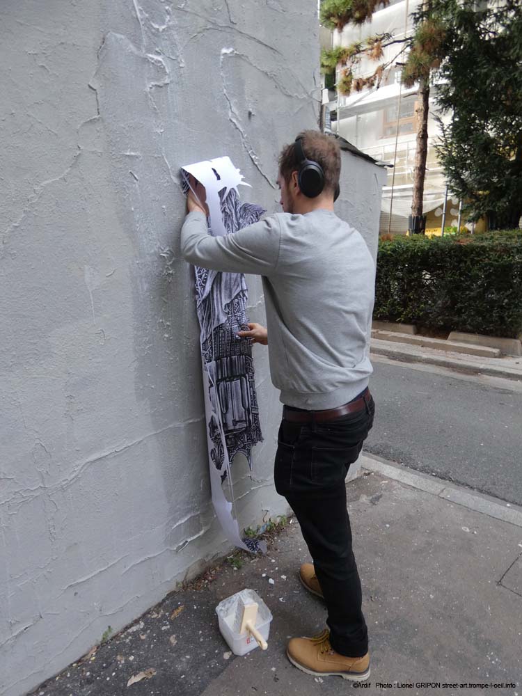 Liberté chancelante