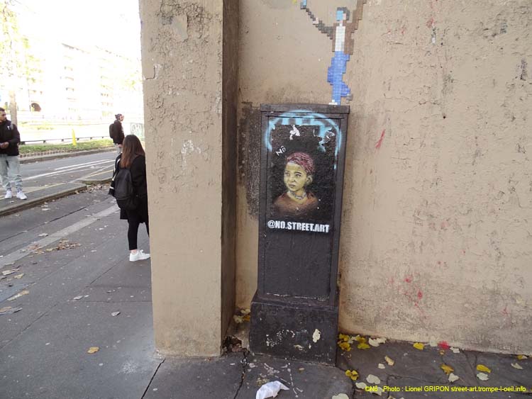 Enfant au foulard