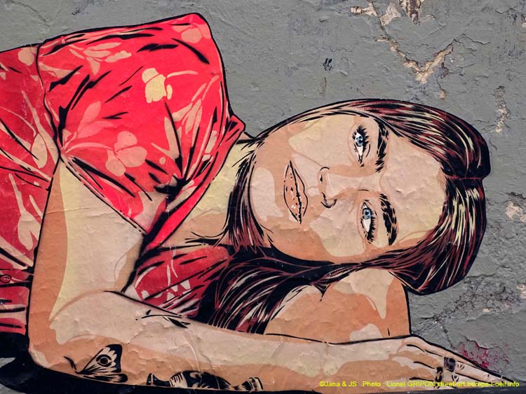 Femme allongée-05