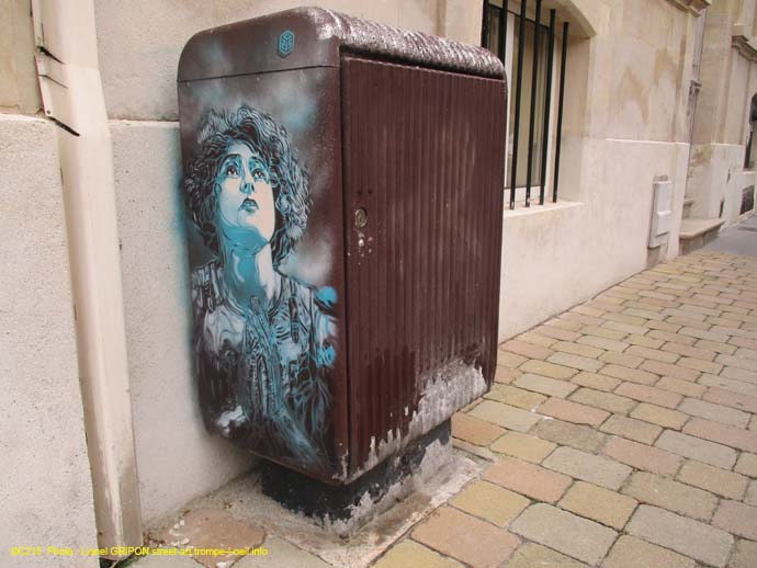 Femme qui prie