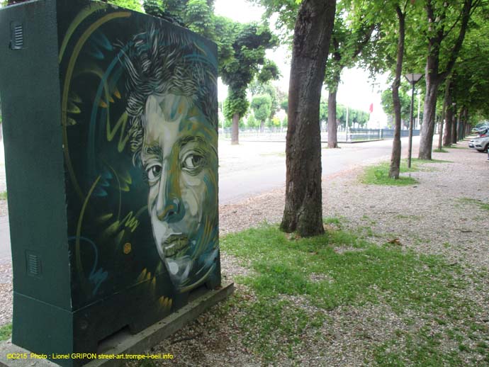 Le parc - Visage enfantin01