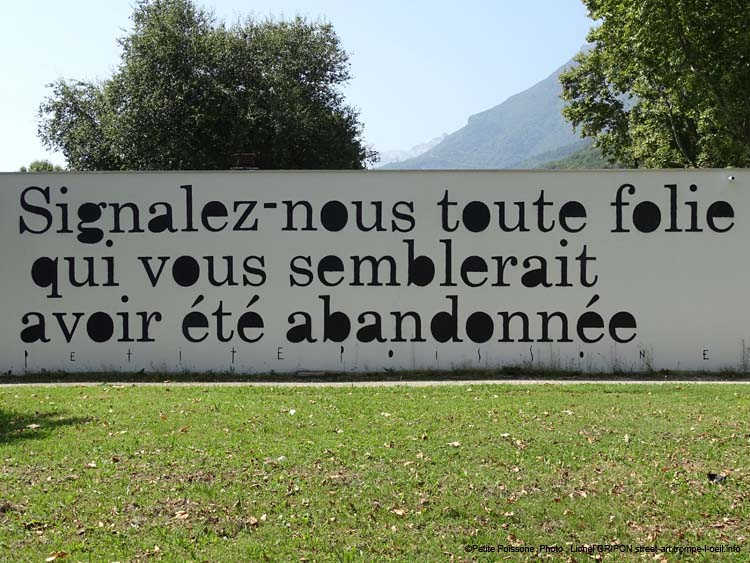 Toute folie
