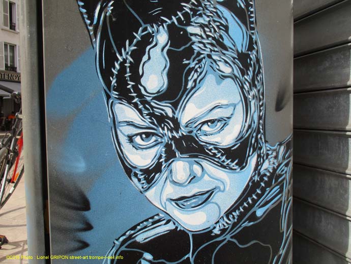 America – Catwomen