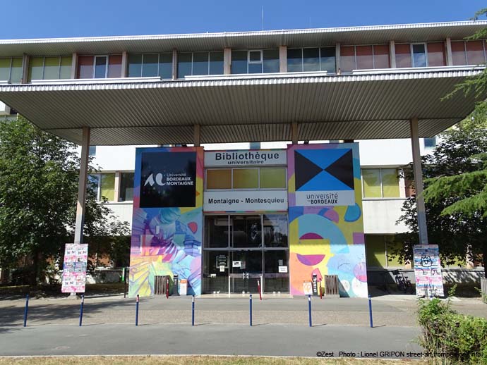 Entrée bibliothèque