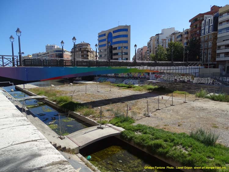 Le pont peint