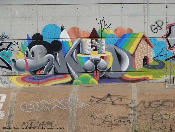 Okuda stylisé