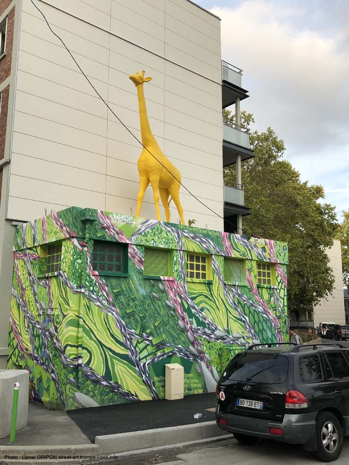 Girafe jaune