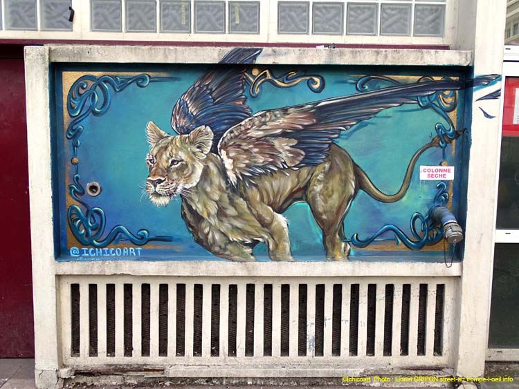 Lionne ailée