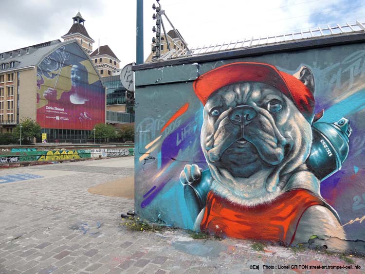 Chien graffeur-02