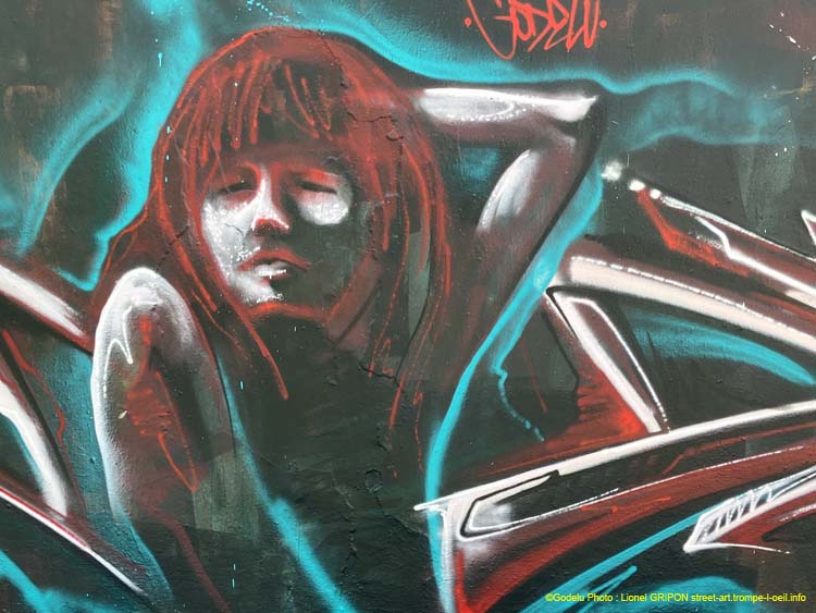 Jeune rousse