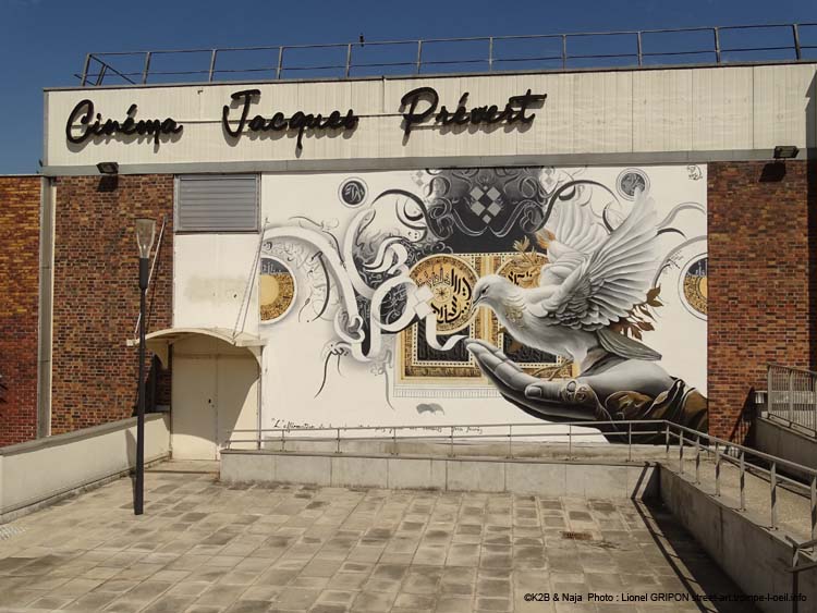 Colombe et calligraphie