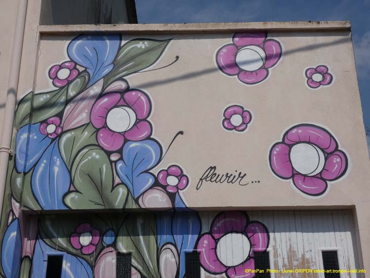 Envol de fleurs