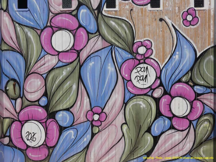 Envol de fleurs