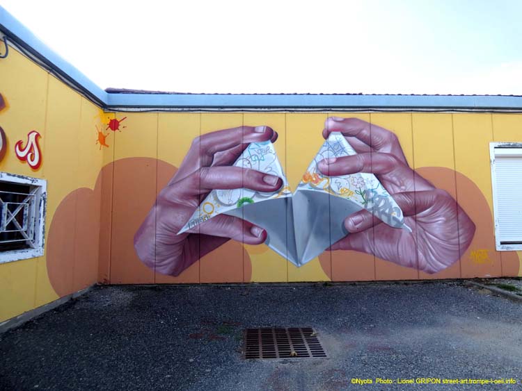 Mains et origami