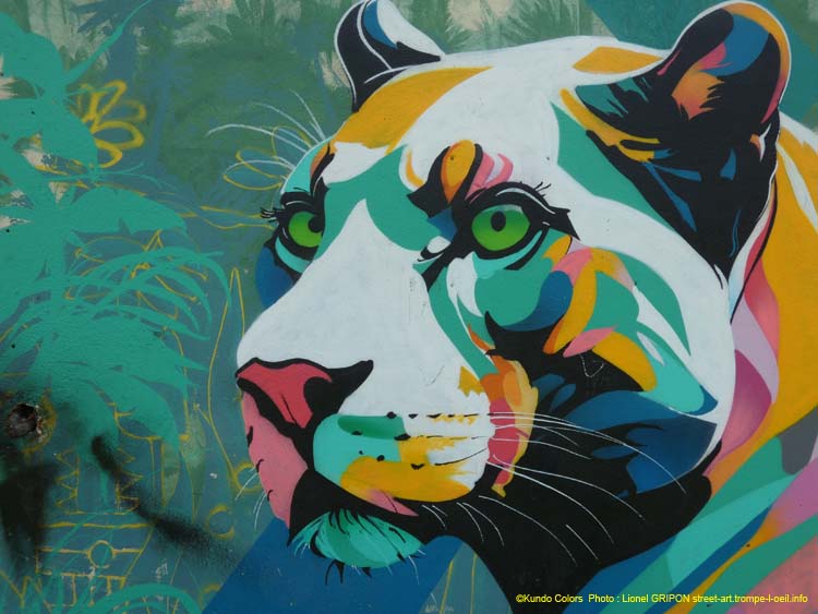 Belles et lionne