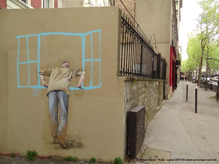 Homme à la fenêtre