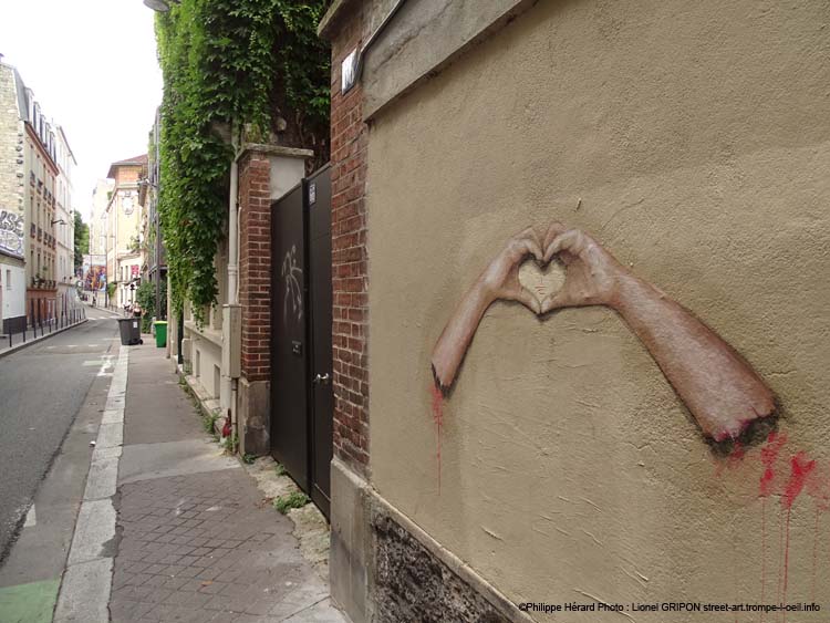 Amour en mains